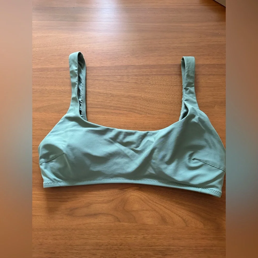 Aerie Scoopneck Bikini Top - Picture 1 of 3